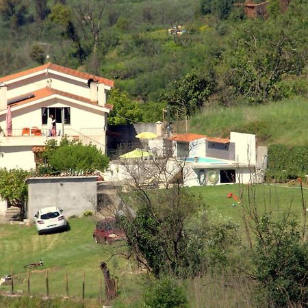 Retiro Na Natureza Casa Com Piscina Digueifel Kültér fotó