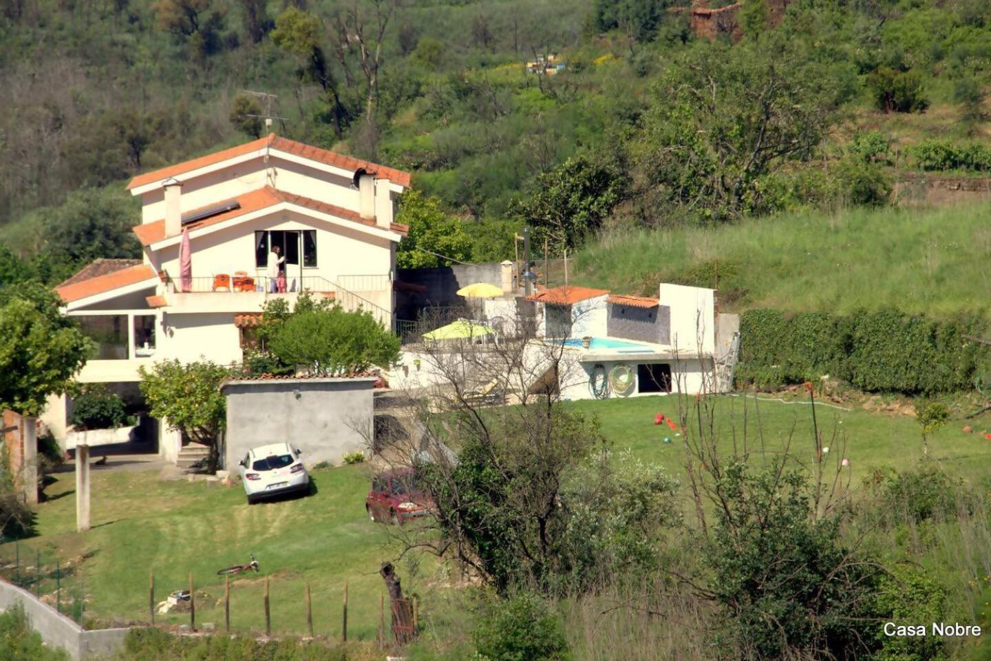 Retiro Na Natureza Casa Com Piscina Digueifel Kültér fotó